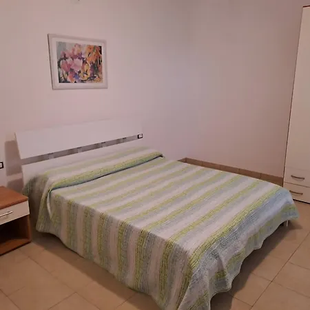 Casa Il Giardino Тортоли